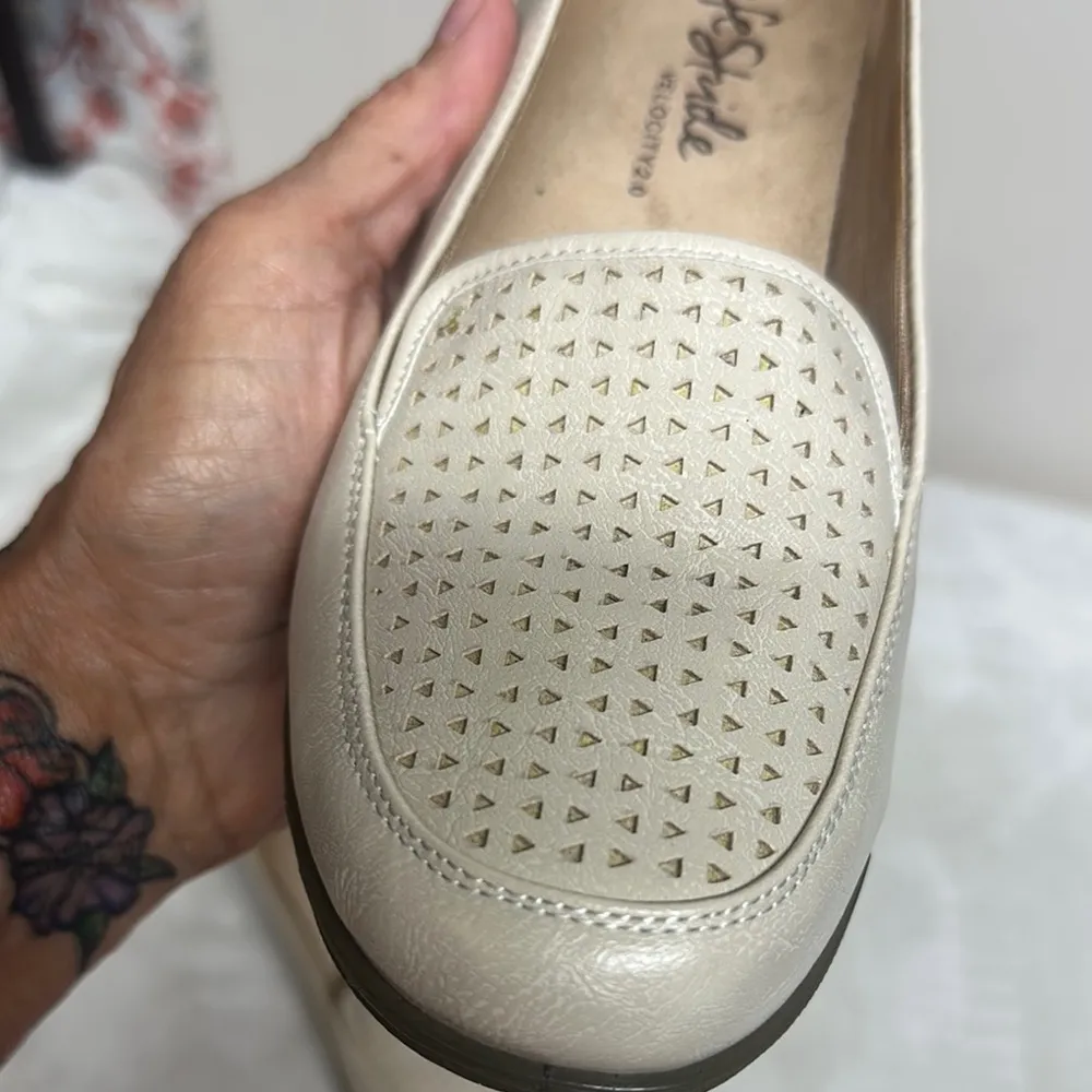 Life India Stride Almond Milk Perforated Flats with Arch Support - Image 3