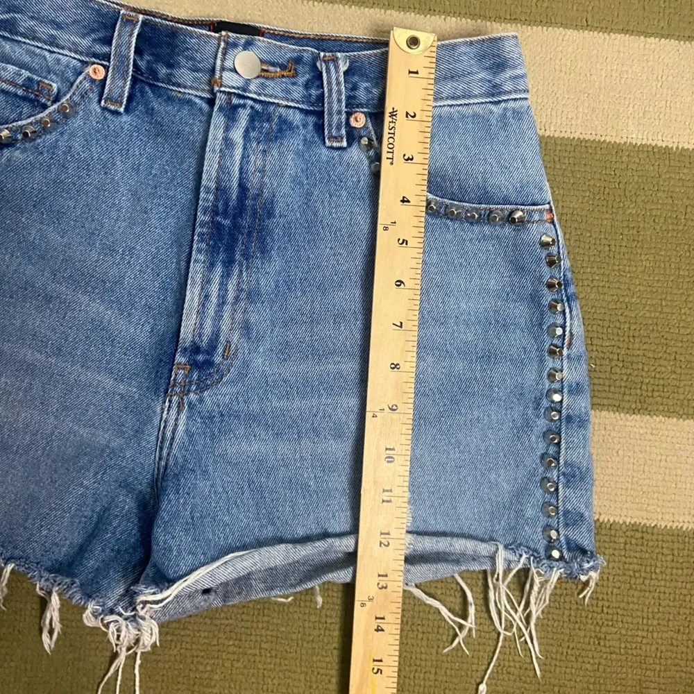 BDG Urban Outfitters Size 28 Girlfriend High Rise Jean Shorts Distressed Studs - Image 5