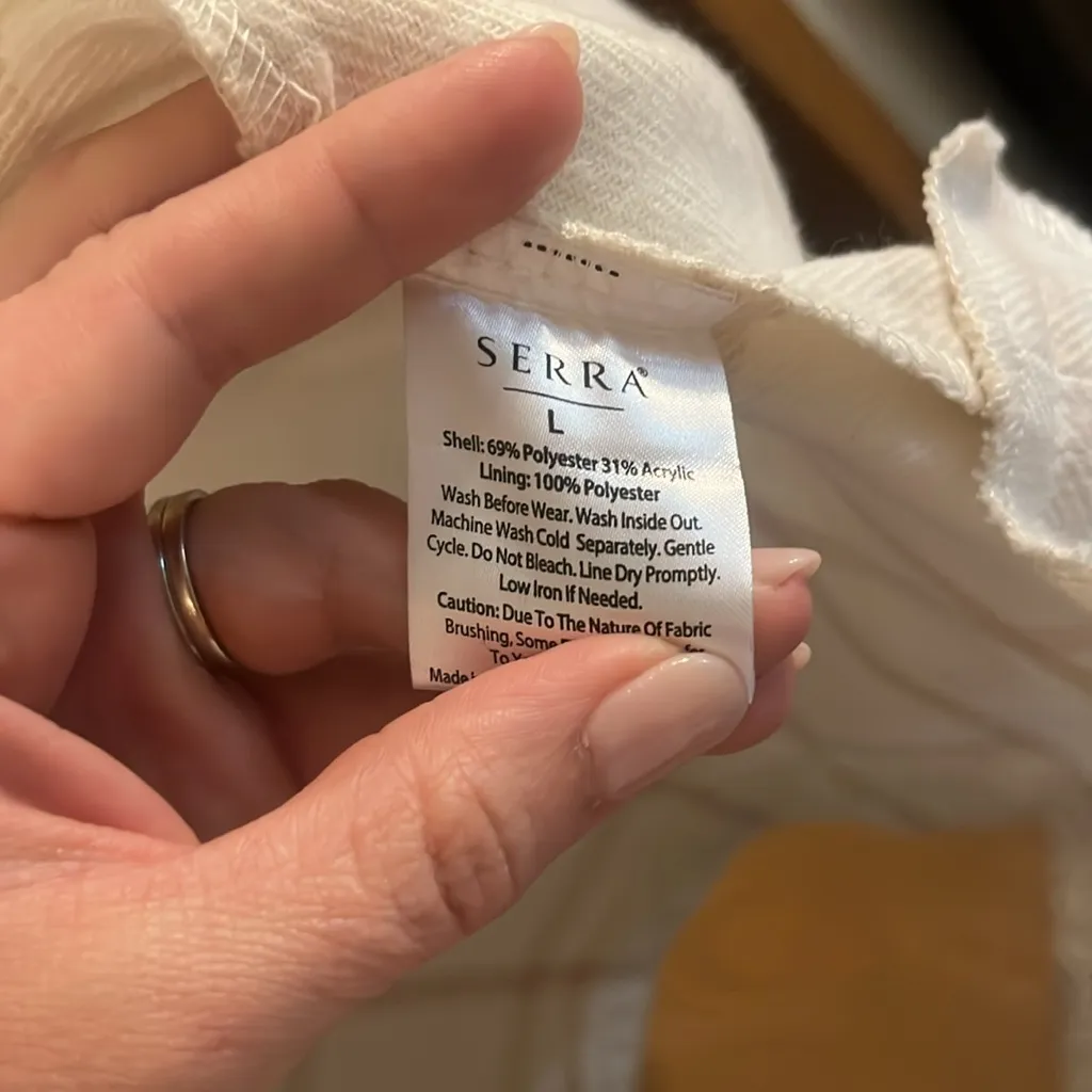 Serra Women’s Cream Colored Button Down Plaid Shacket‎ Size Large - Image 8