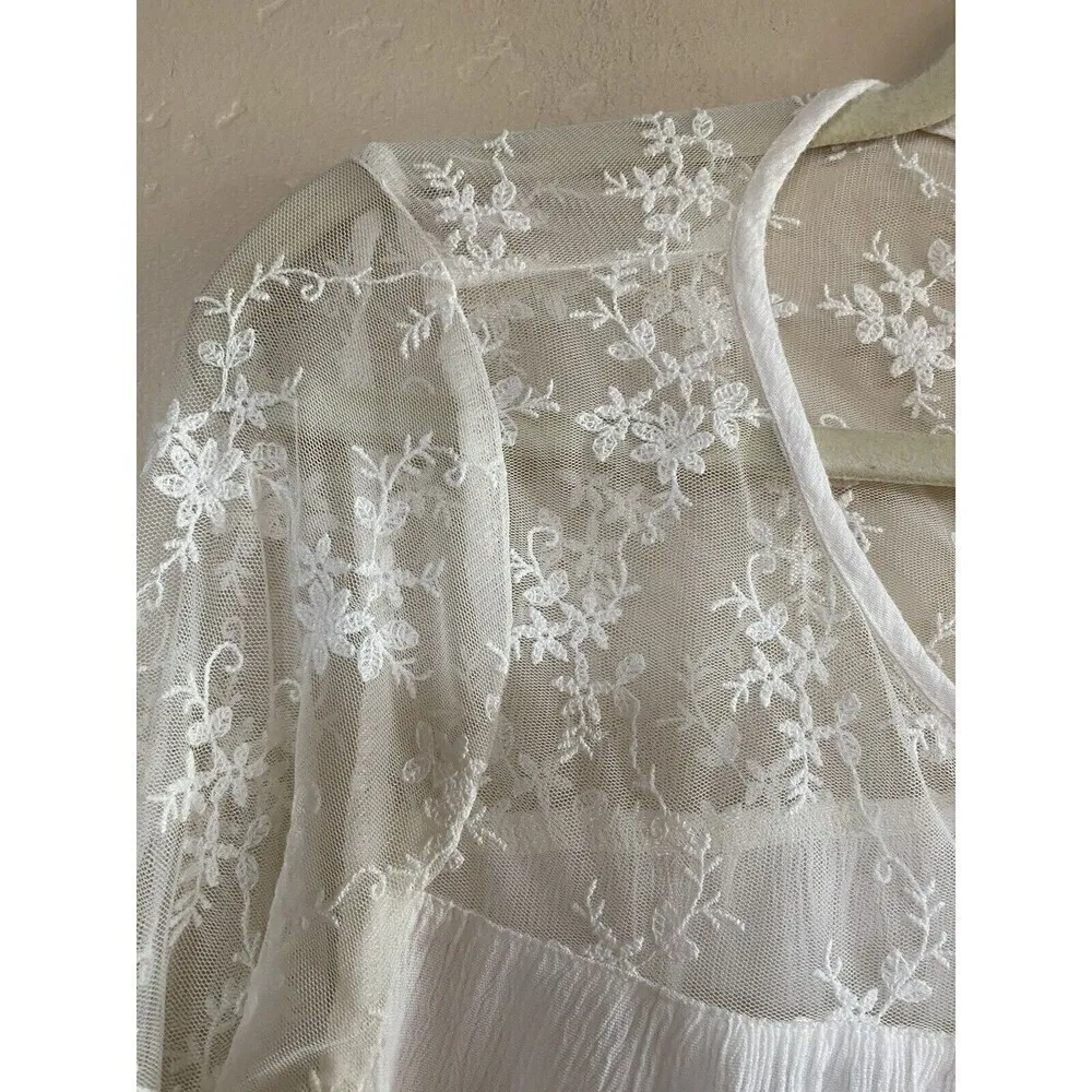 Hollister White Lace Long Sleeve Blouse Top Sz.M - Image 3