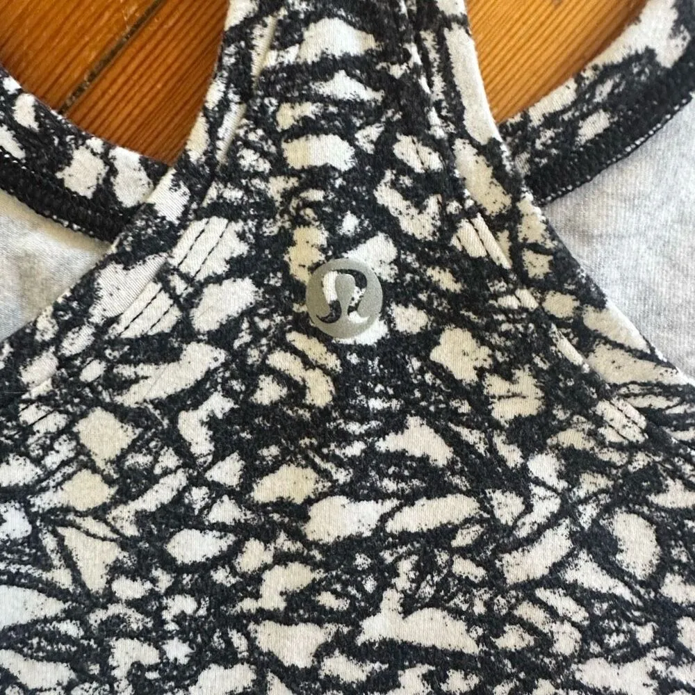 Lululemon Cool Racerback II in Ice Breaker White Black Size 6 - Image 5