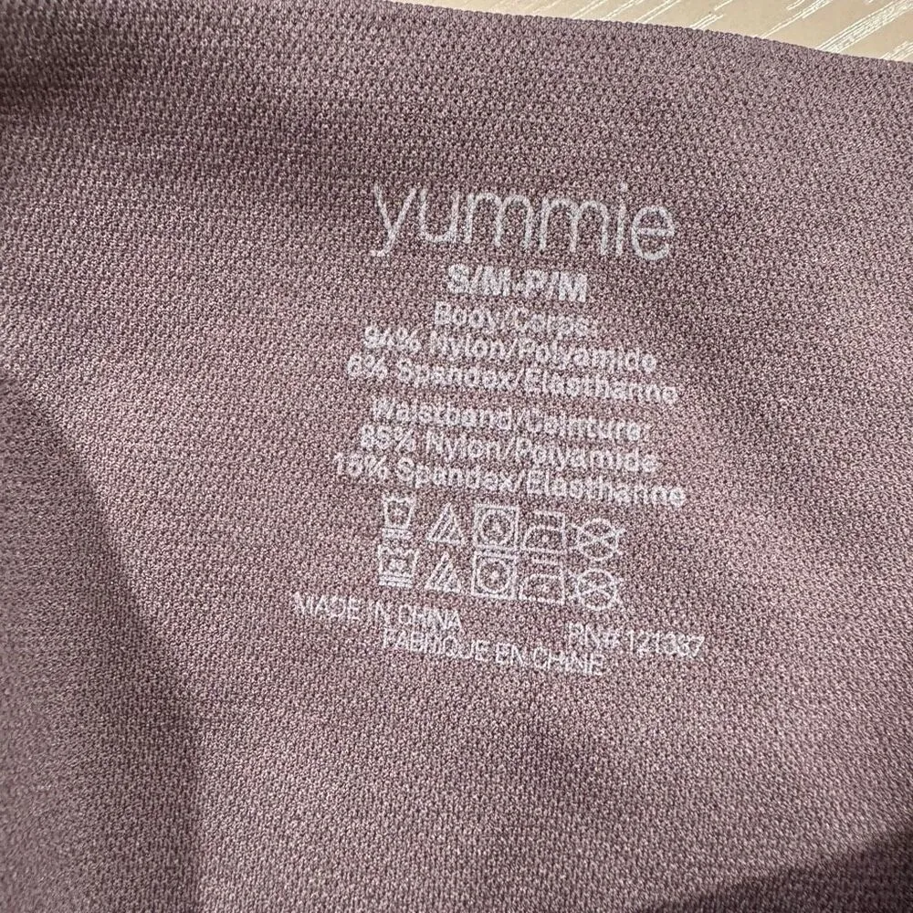Yummie Plum tummy control leggings Size s/m Purple - Image 5