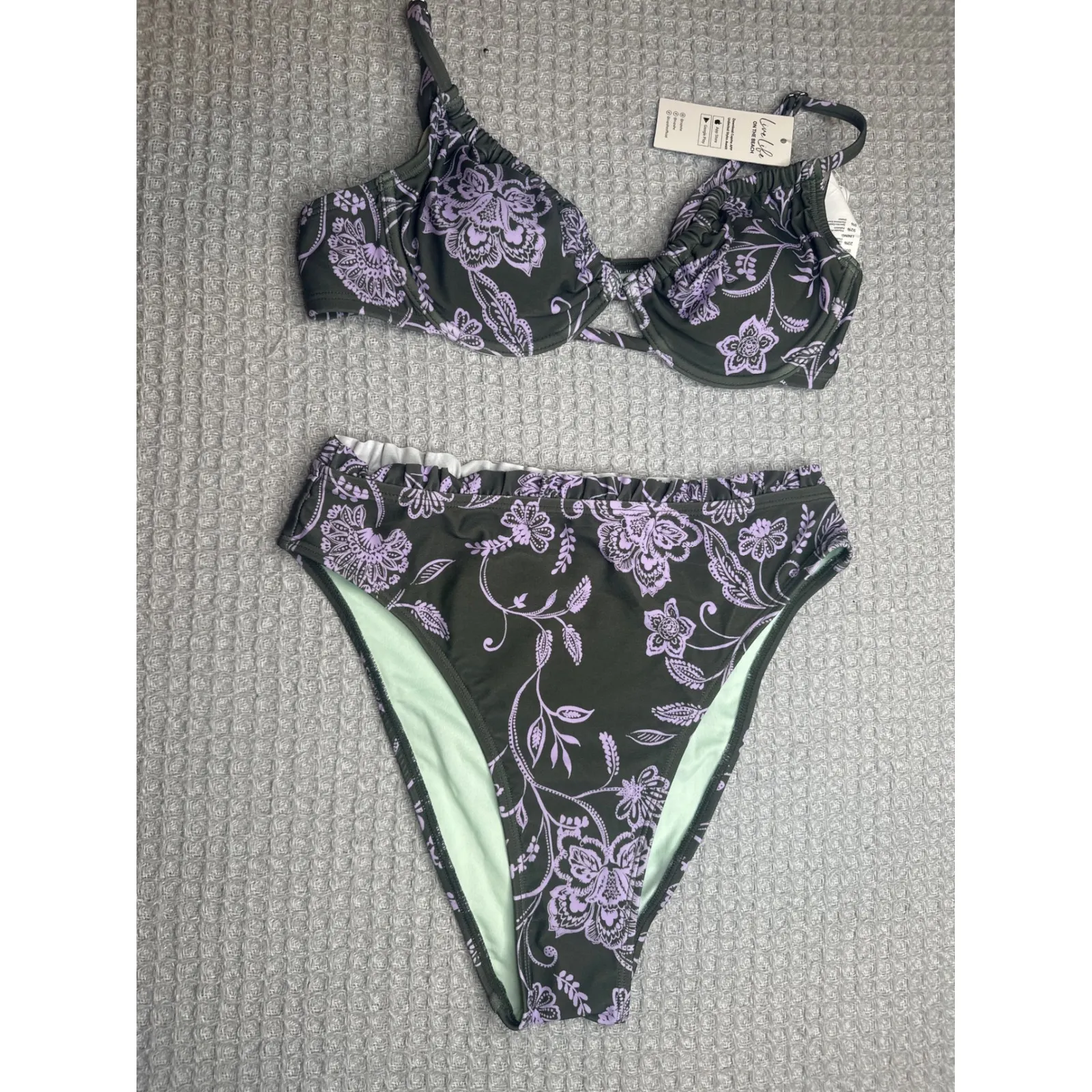 Cupshe Bikini Set, Floral‎ Print, Ruffle Trim, Two Piece Swimsuit, Beach size S - Image 2