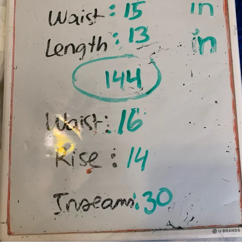 Anthropologie Hutch red faux leather flare pants size 10 mob wife winter holiday - Image 11