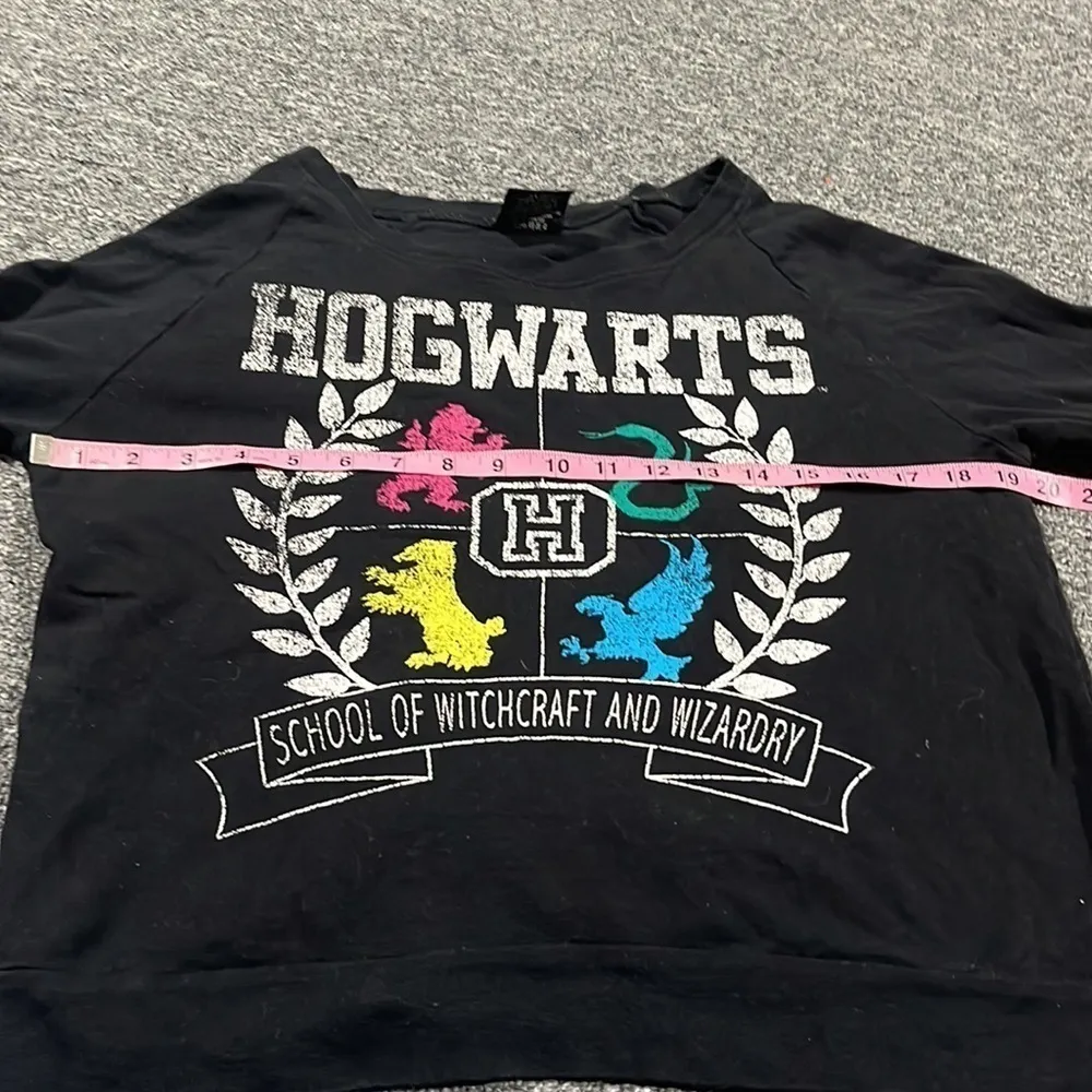 Harry potter long sleeve top size medium (7/9) . - Image 6