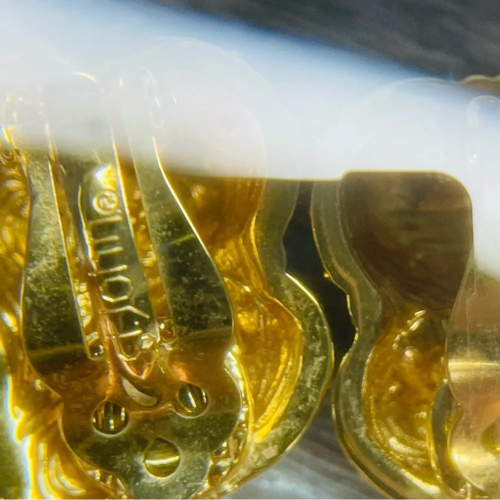 Vintage Gold tone St. John Classic Clip-On Earrings accessories retro - Image 8