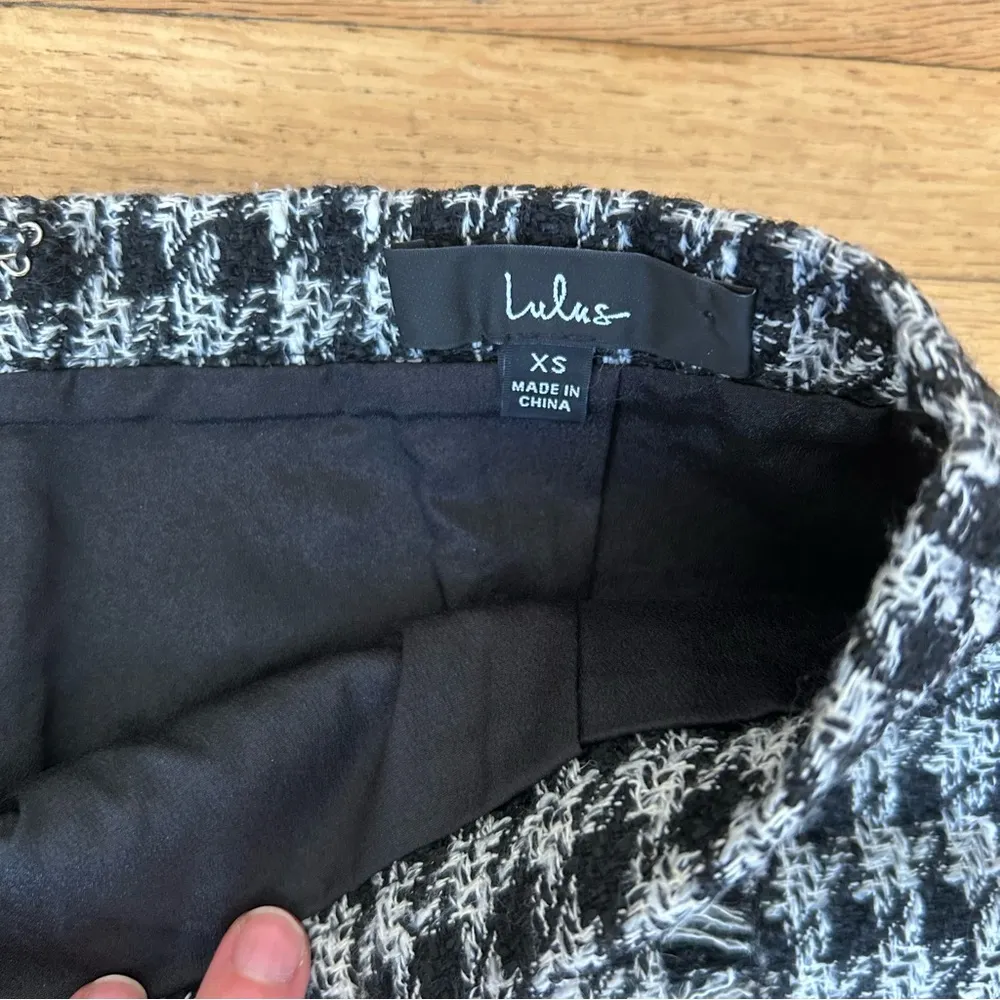 Lulu’s Tweed Mini Skirt - Image 2