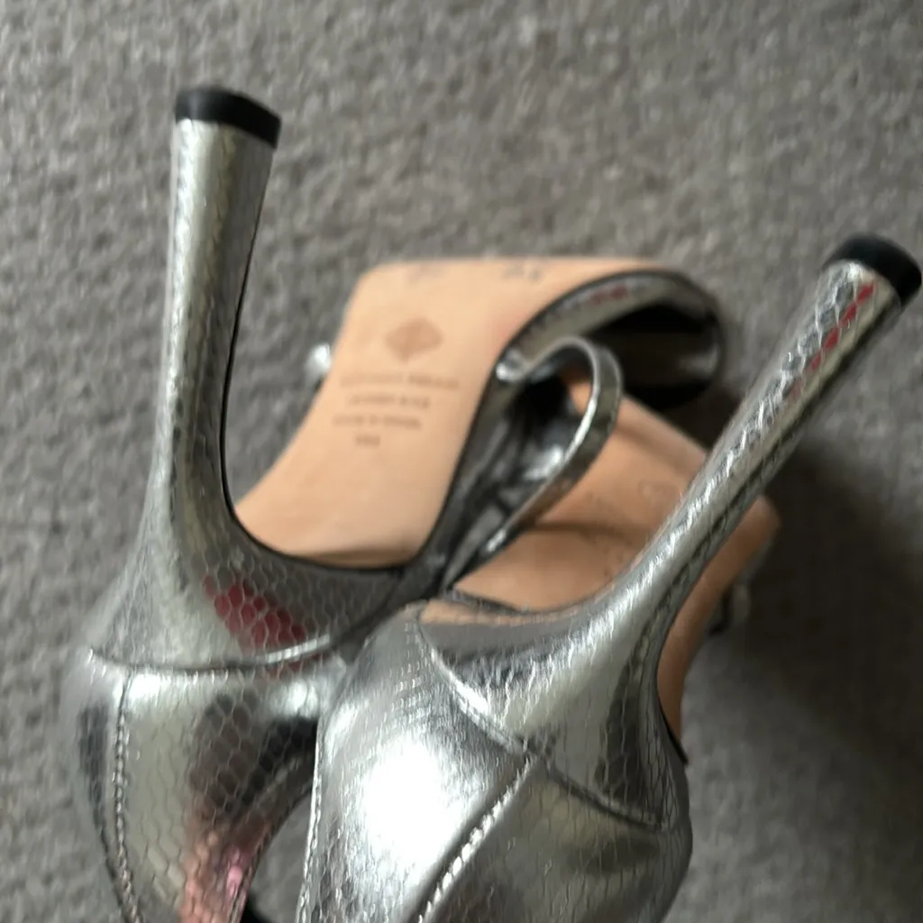 Antonio Melani Hadley Strappy Metallic Leather Sandals Silver Size US 9 … - Image 7