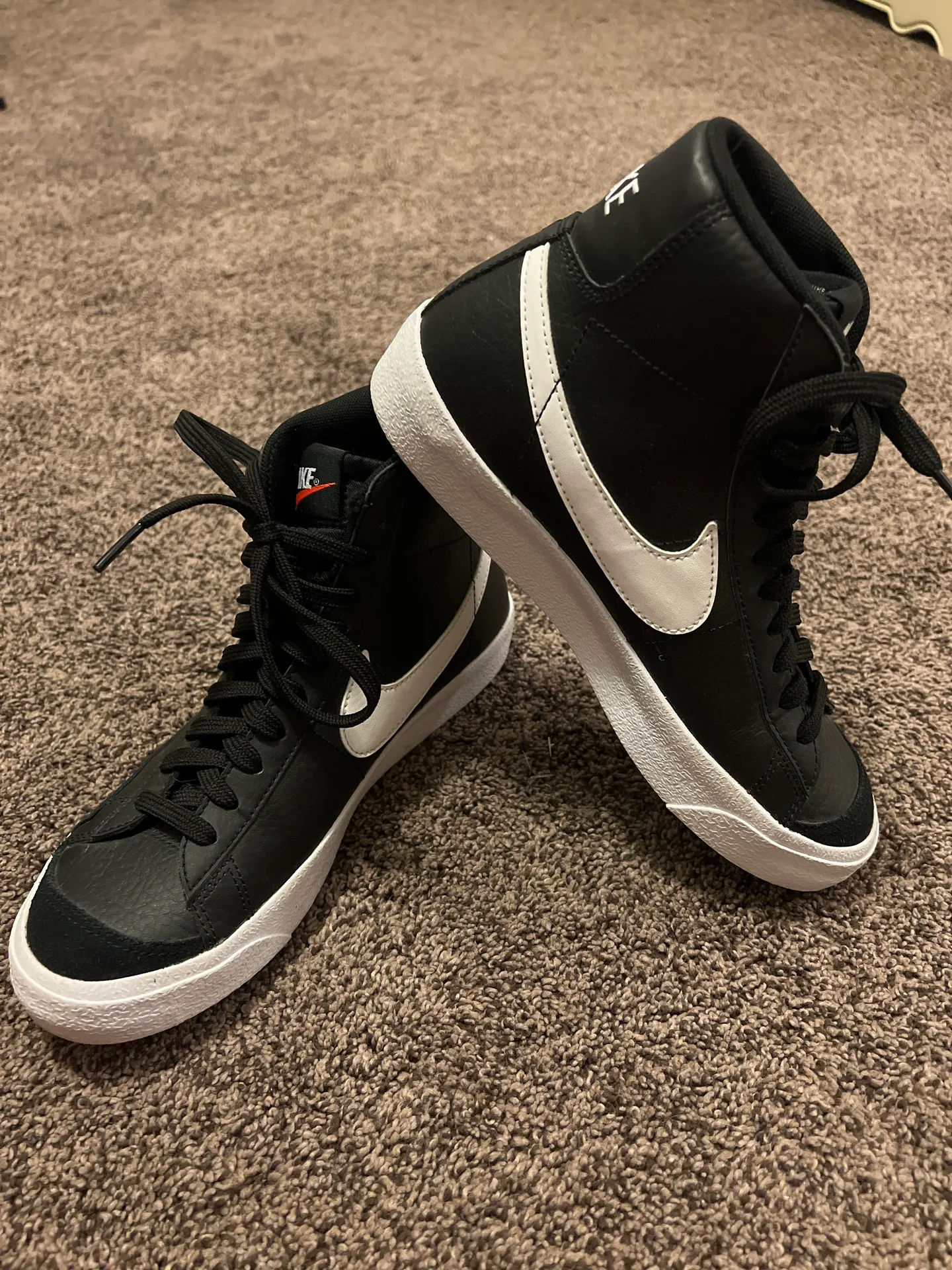 Nike Shoes - Image 3