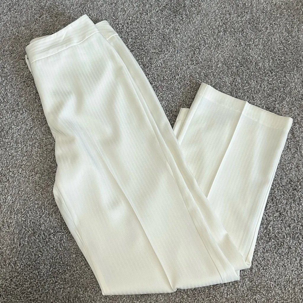 Vintage T. Milano White Women's Suit Matching Set Size 10 - Image 4