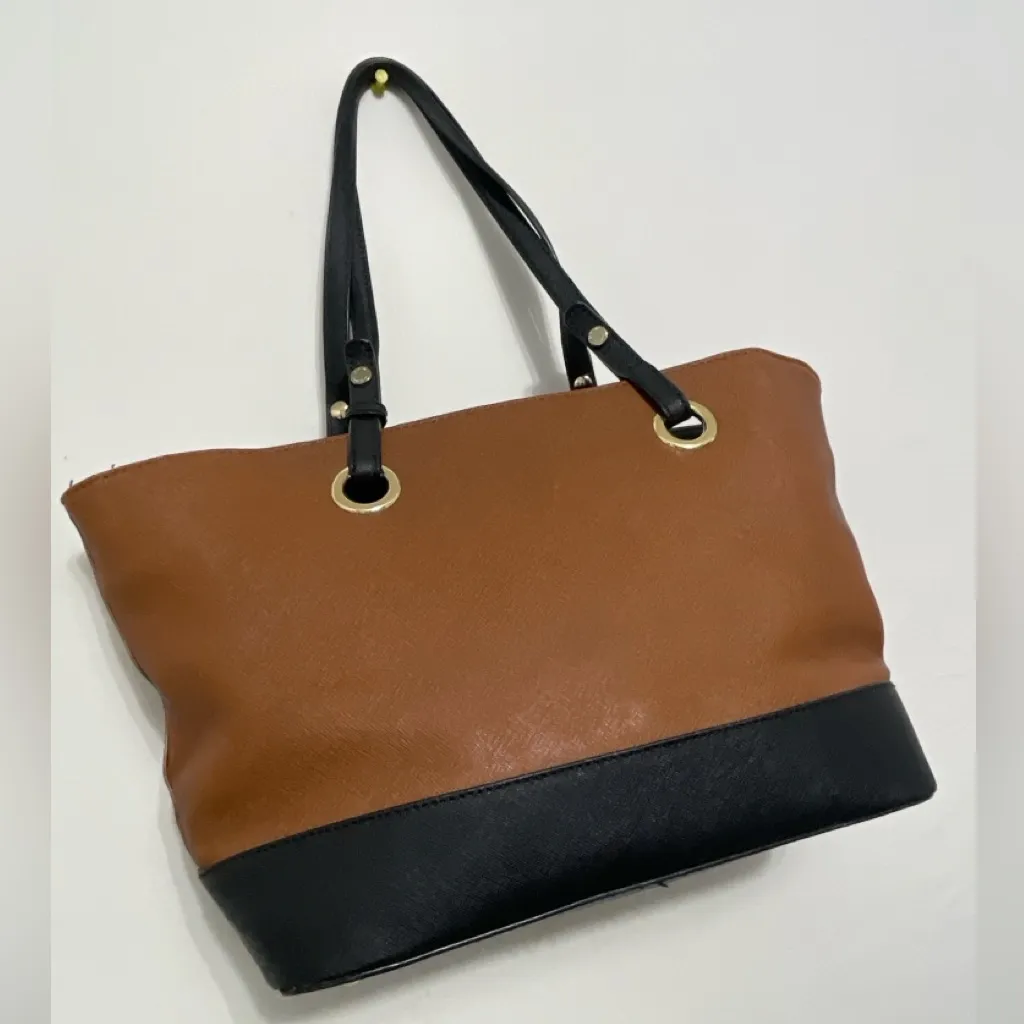 👜 Calvin Klein Brown & Black Saffiano Leather Tote Bag (B49) - Image 2