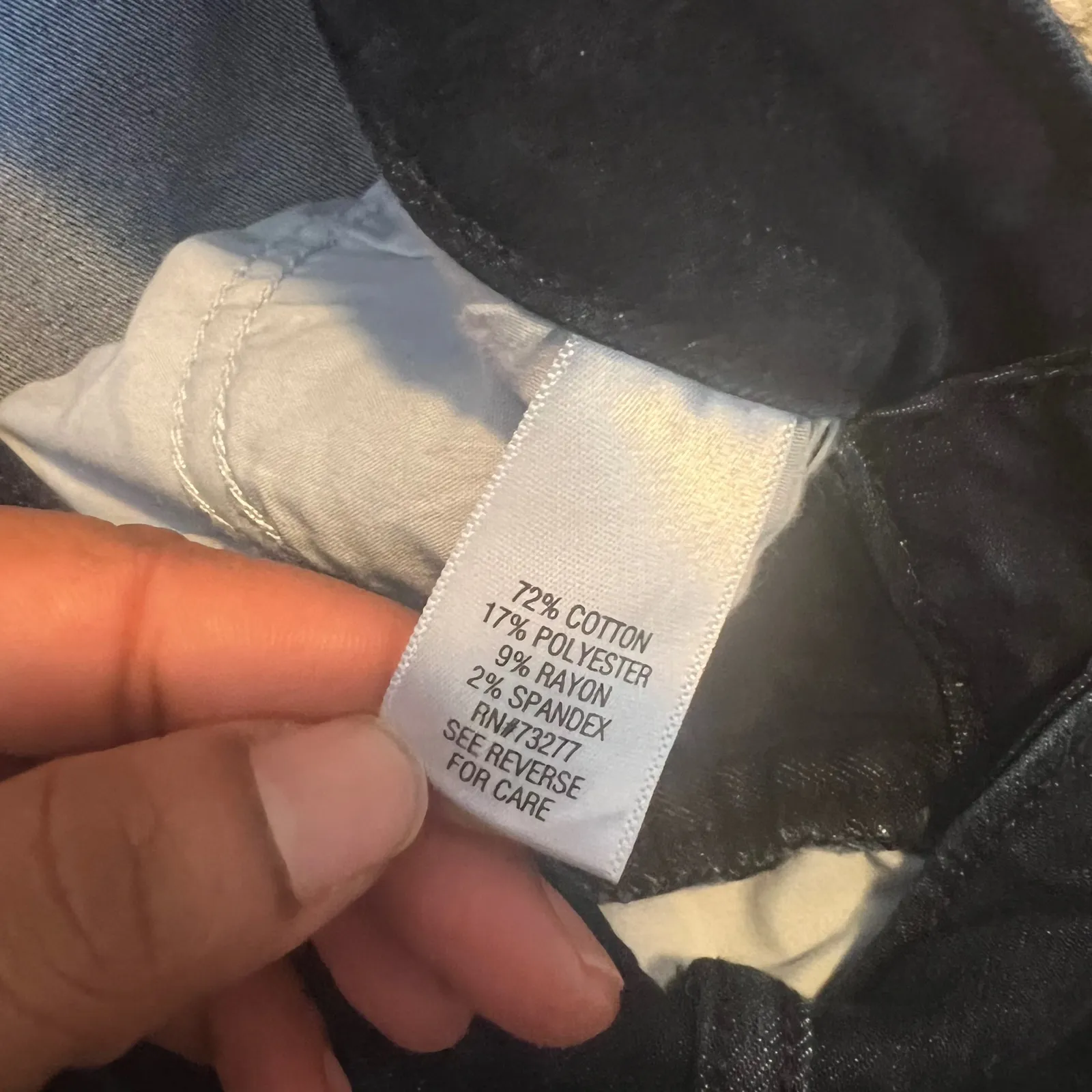 Croft & Barrow Women's Dark Wash Denim Cropped Wide Leg Jeans Size 8 - Image 3