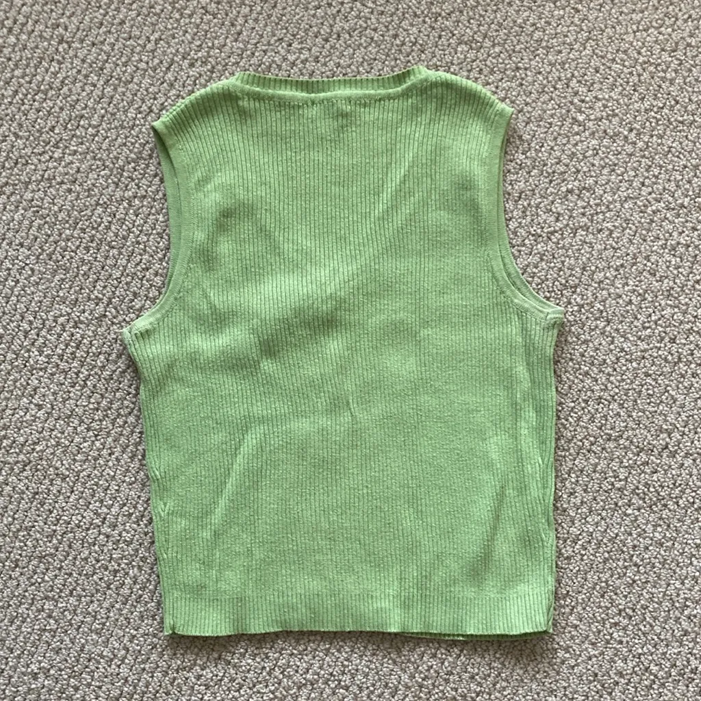 Brandy Melville Knit V-Neck Tank Top Cropped Blouse Size Small Stretch Cotton - Image 7