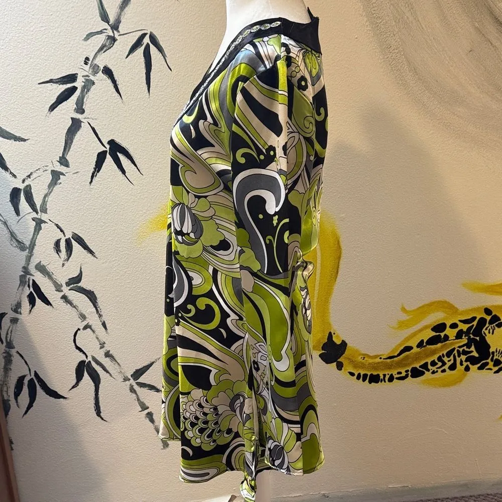 Vibrant Green Patterned Women's Top Green - Image 2