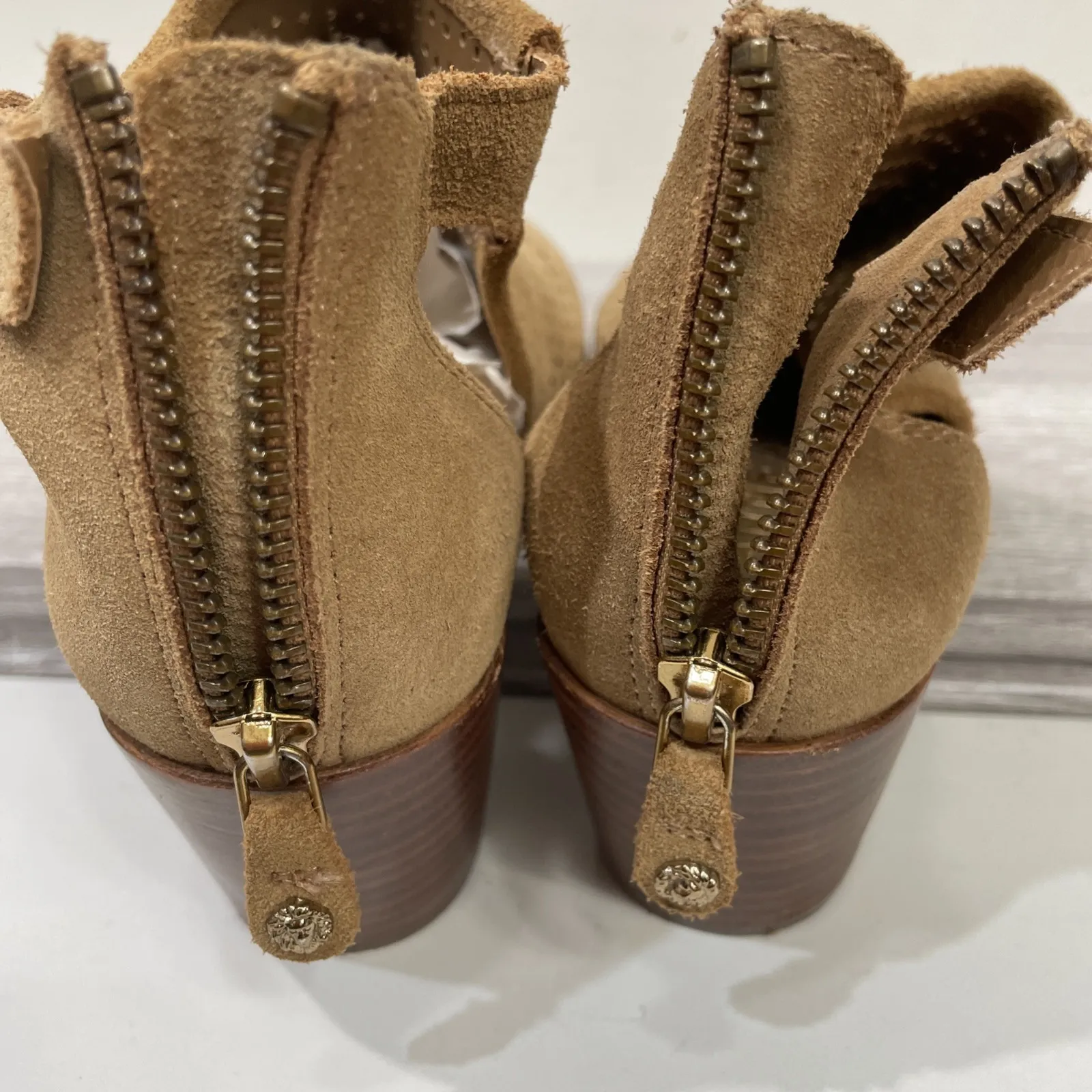 Anne Klein Gracie Anne Tan Leather Booties Women's 6m with buckle and zipper. - Image 8