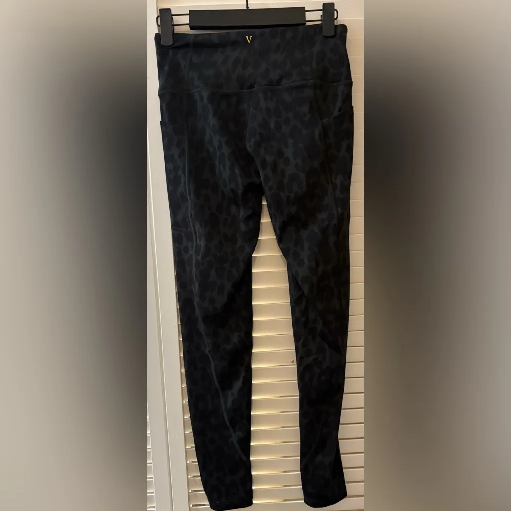 Victoria secret green  Leopard Print Women's Leggings - Image 4