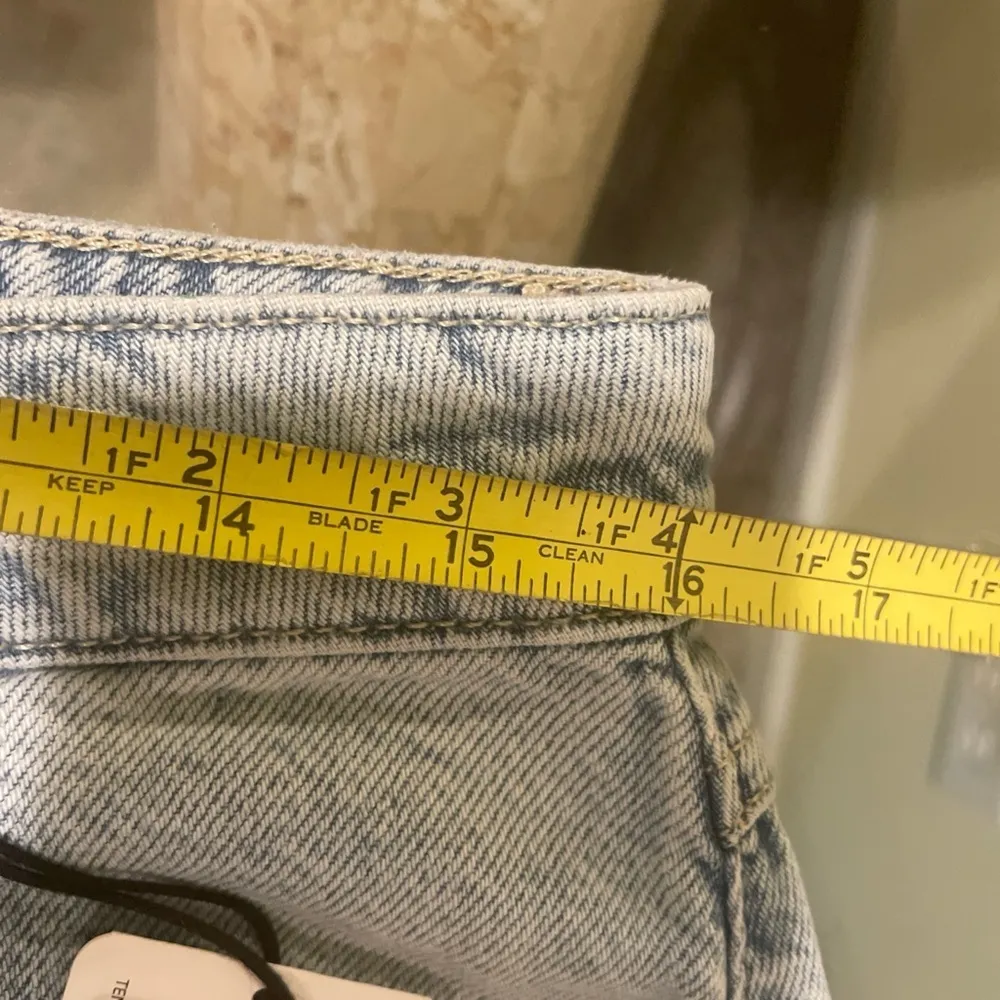 Womens New Forever 21 High Rise Slim Fit Flare Leg Jeans - Image 8