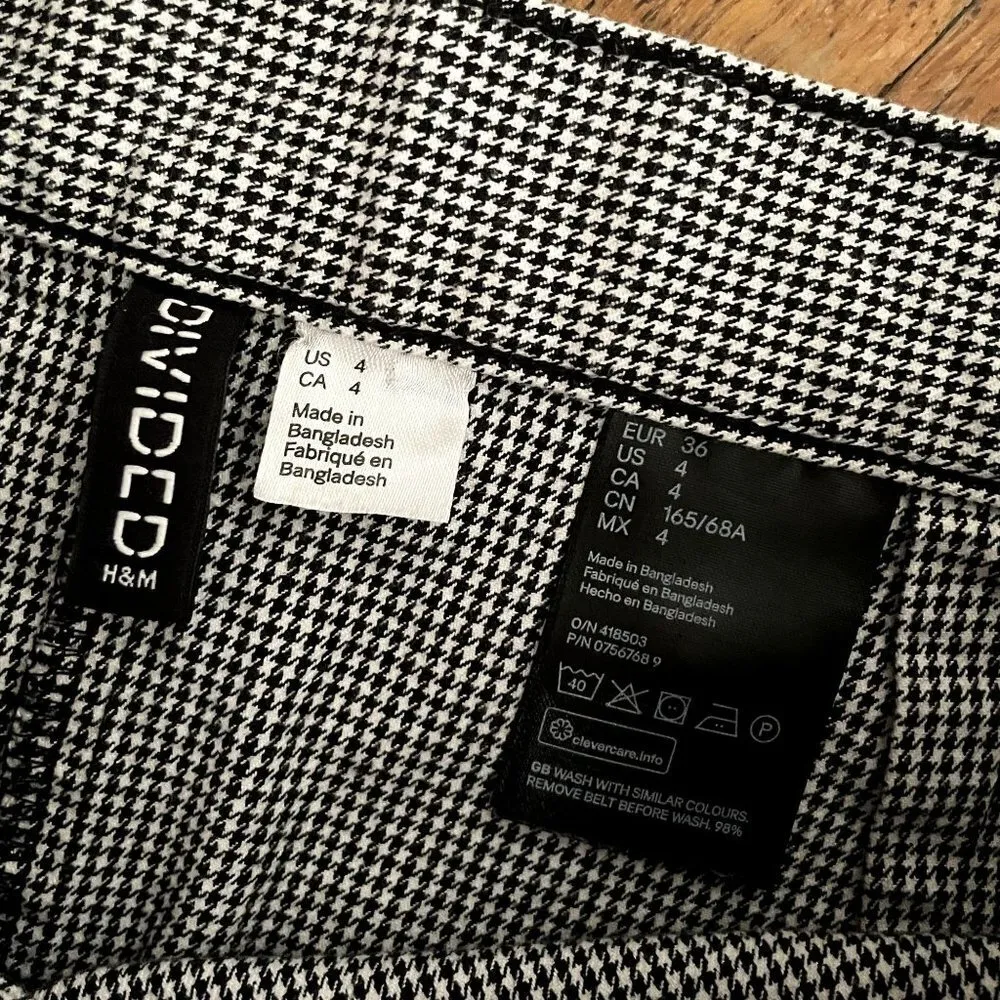 Divided black white checkered miniskirt side zipper lightweight summer skirt - Image 3