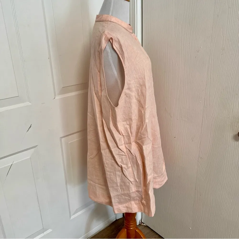 Lafayette 148  Sleeveless Button Up - Image 3