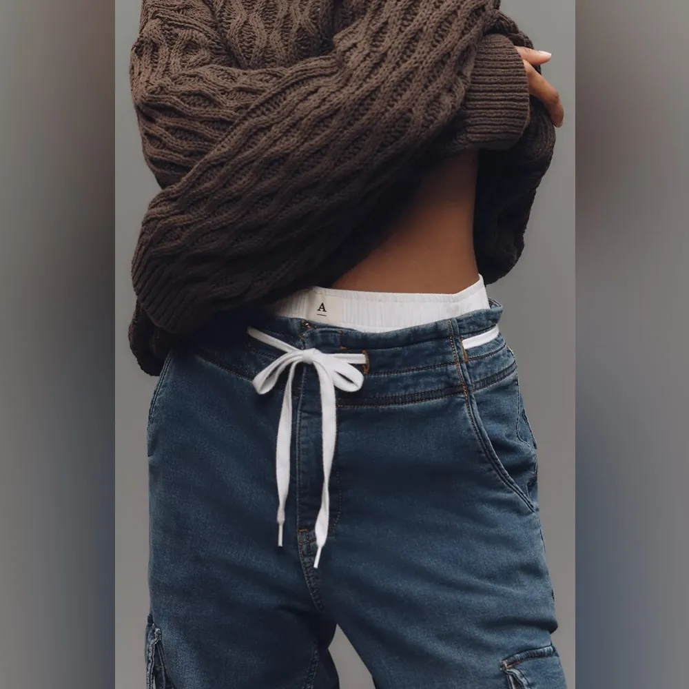 Pilcro High-Rise Cargo Jogger Denim-Knit Jeans - Image 4