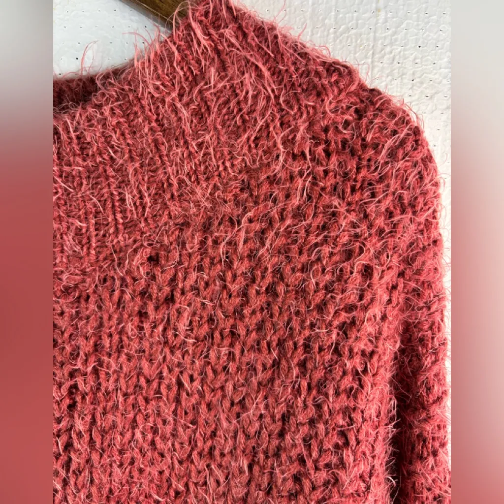 Knox Rose M Ribbed Fuzzy Knit Pullover  Sweater in Coral - Image 4