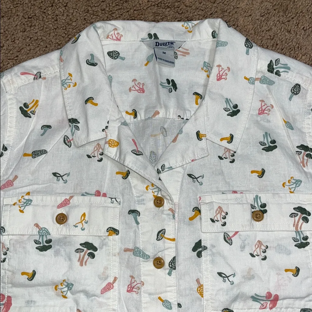 Duluth Untucked Artisan Hemp Camp Shirt Collated Short Sleeve Mushroom Novelty M White Size M - Image 3