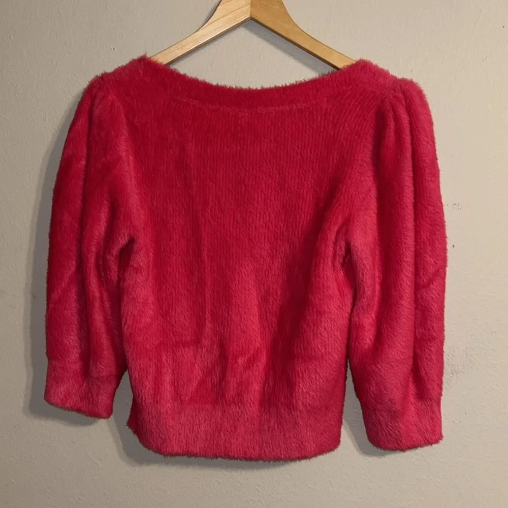 Free People 3/4 length sleeve “Moonbeam Pullover” fuzzy top size Small - Image 7