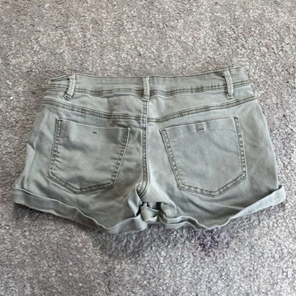 Rue 21 Women's Grey White Wash Distressed Denim Jean Stretchy Shorts Sz 5/6 - Image 5