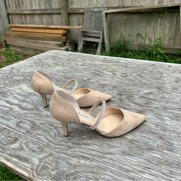 Nina BRYSTOL ALAMO TAN SUEDE MID-HEEL D'ORSAY‎ DRESS PUMP  size 6 - Image 3