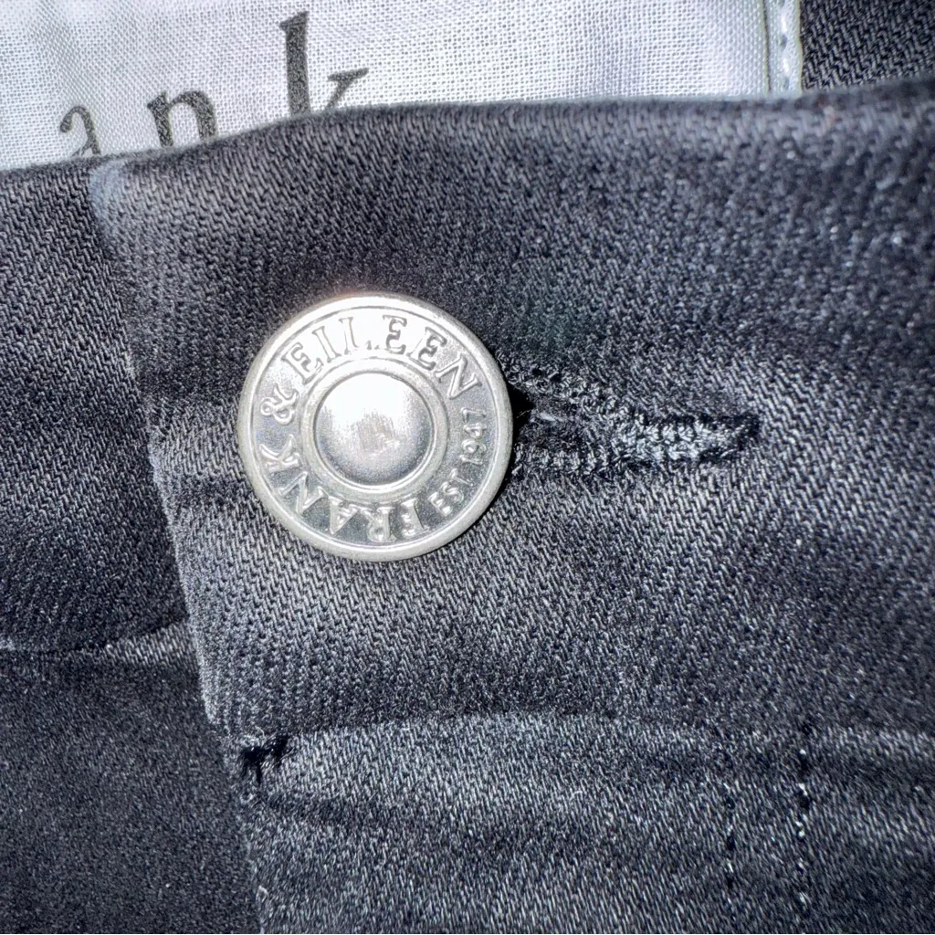 Frank & Eileen Sligo Italian Power Denim Black Jeans raw hem size 30 women’s 10 - Image 6