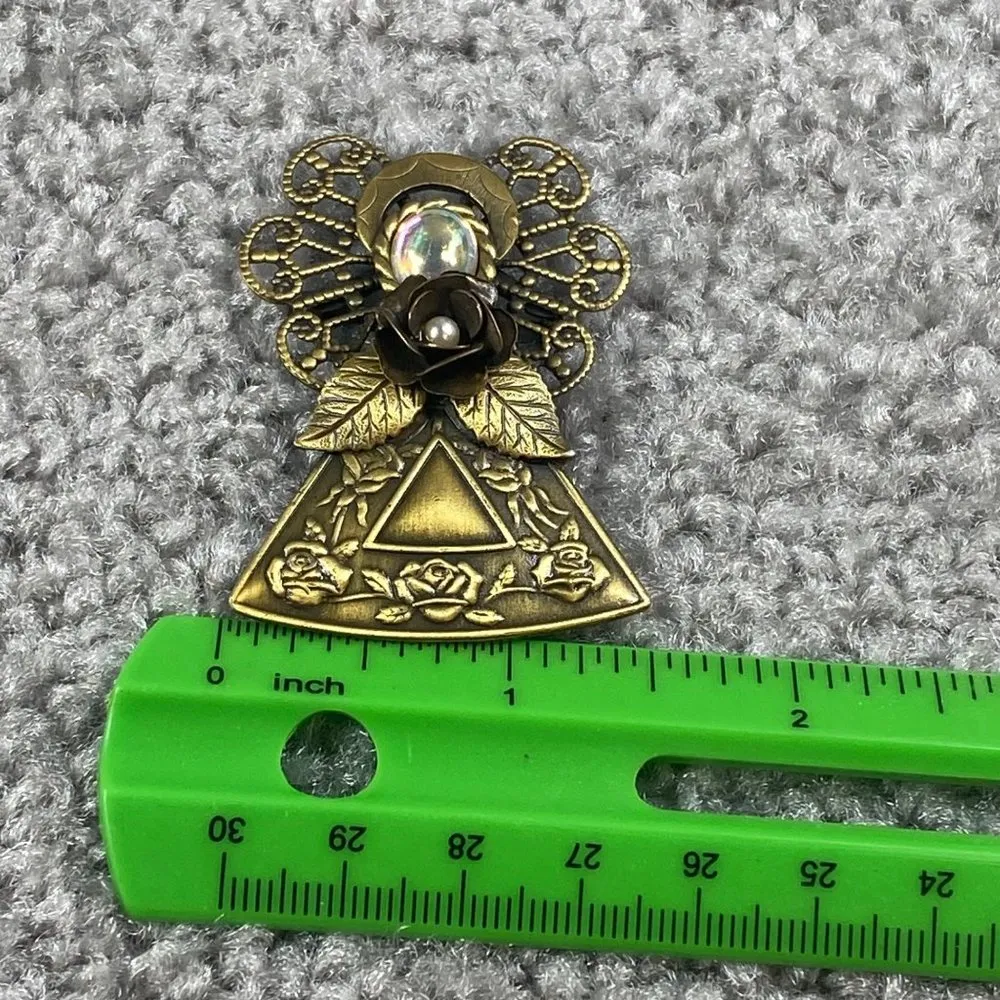 Angel Pin Brooch Marked KC Vintage Gold Tone Halo Rose Flower Guardian Christian - Image 11