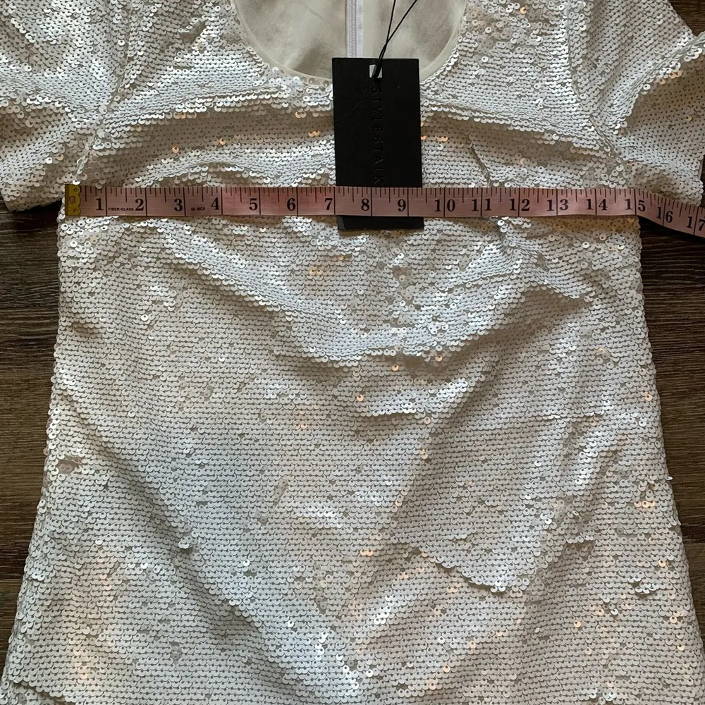 NWT Stylestalker White Sequin Asymmetrical Short Sleeved Mini Dress XS - Image 5