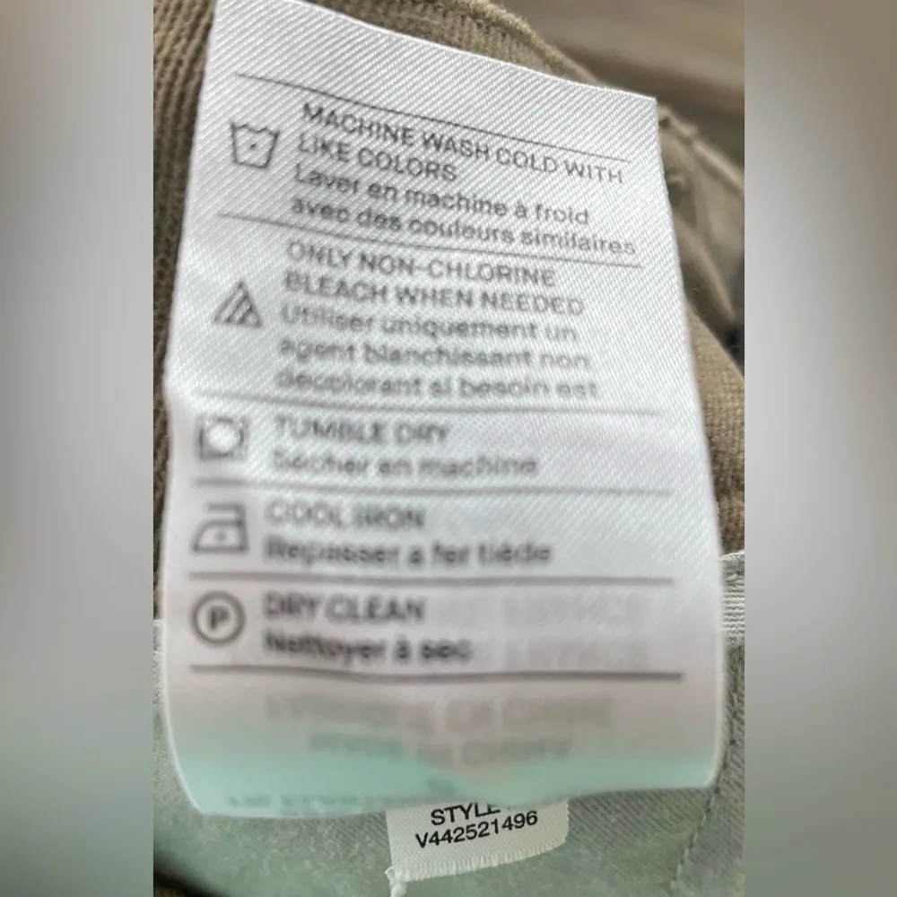 Vince Ankle/Cropped Pants Skinny Corduroy Chino Light Brown Women's; size 8 - Image 9