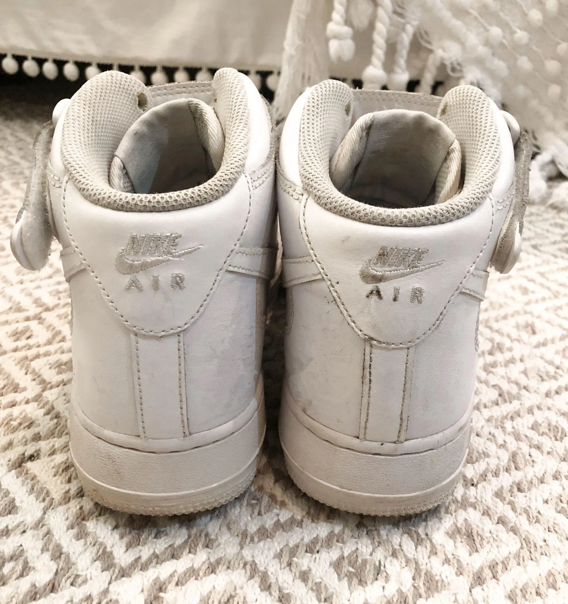 Nike Air Force 1 Mid - Image 3