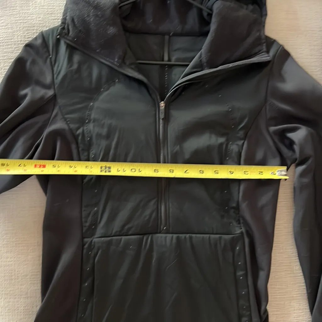 Lululemon  JACKET - Image 4