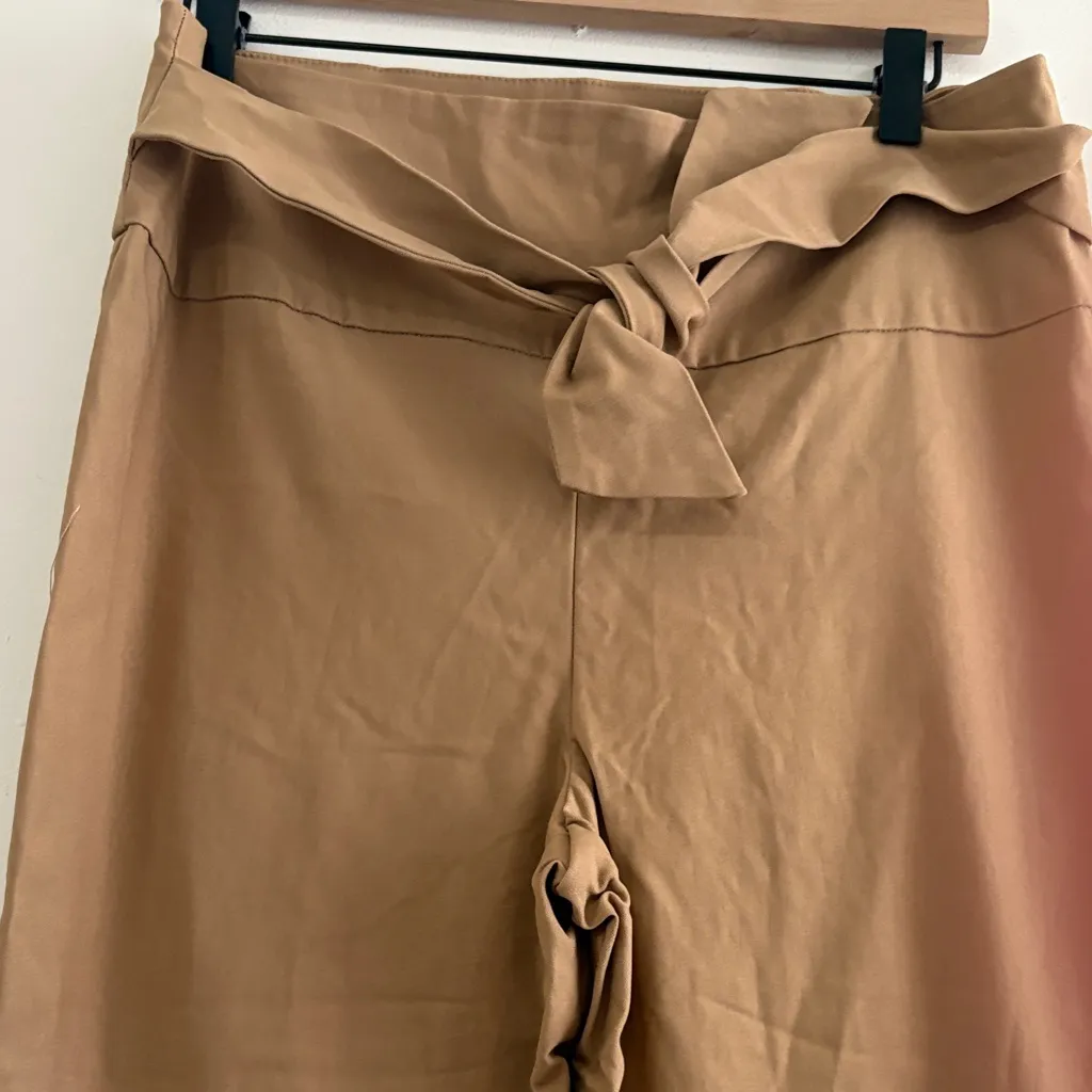 Stylish Tan Skinny Pants for Women - Image 4