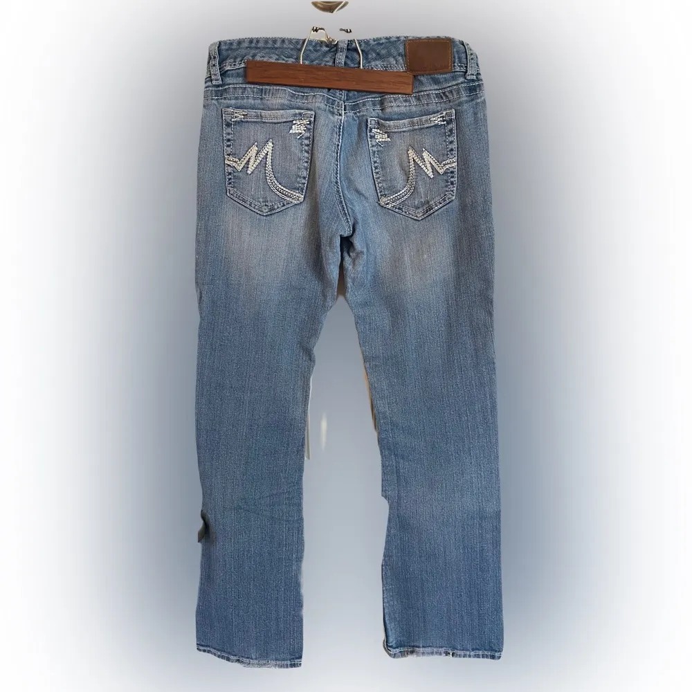 Maurice’s Women’s Size 5/6 Original/Flare Lowrise Jeans - Image 2