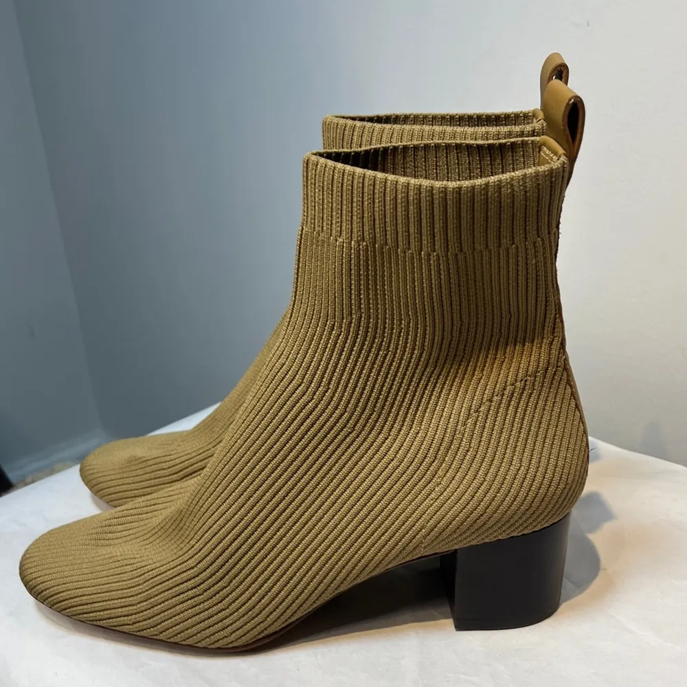 Everlane The Glove Boot ReKnit Ankle Heel Chelsea Pull on Sock Bootie Sz 8.5 - Image 5
