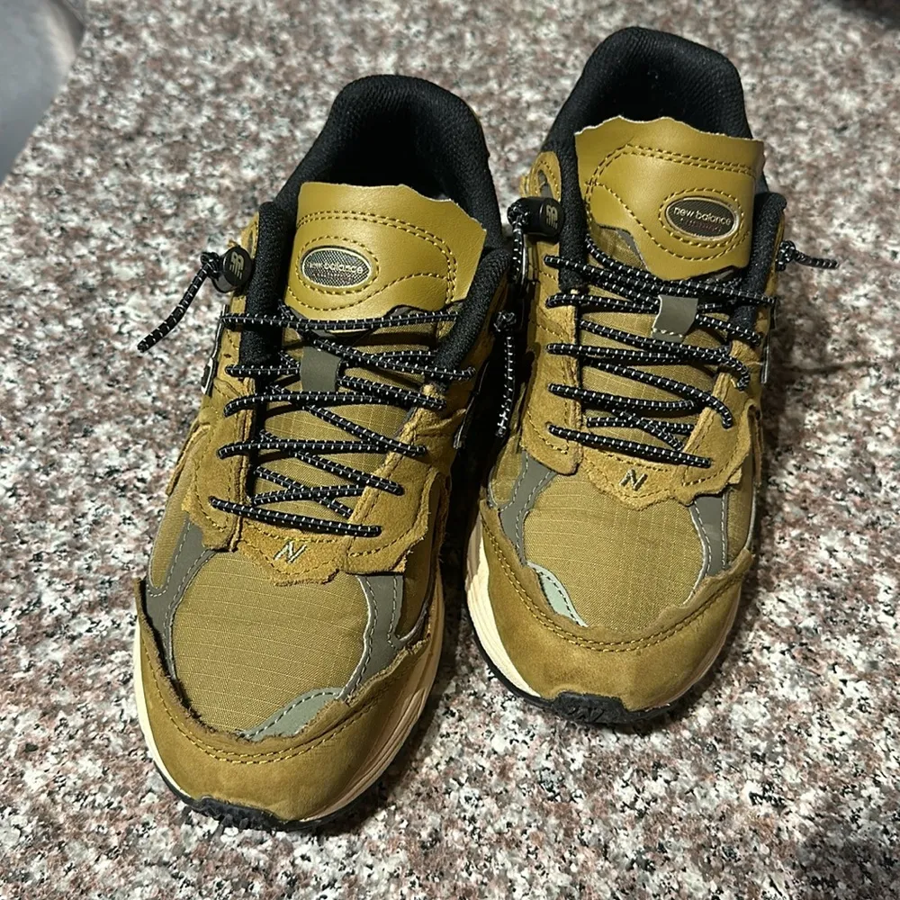 2002R (High Desert/Dark Moss) - Image 3