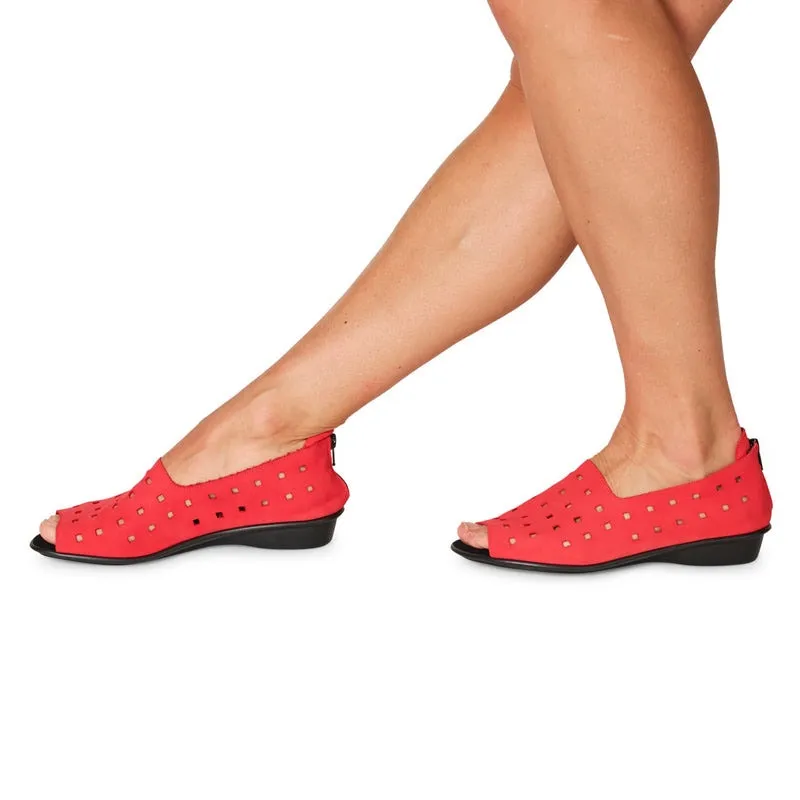 Sesto Meucci Evonne Red Nubock Cushioned Footbed Open Toe Slip On Flats - Size 9 - Image 2