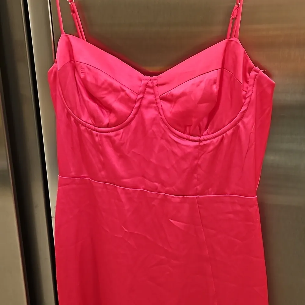 💕ASTR💕 Bustier Satin Dress ~ Barbiecore Fuchsia Small S NWOT - Image 11
