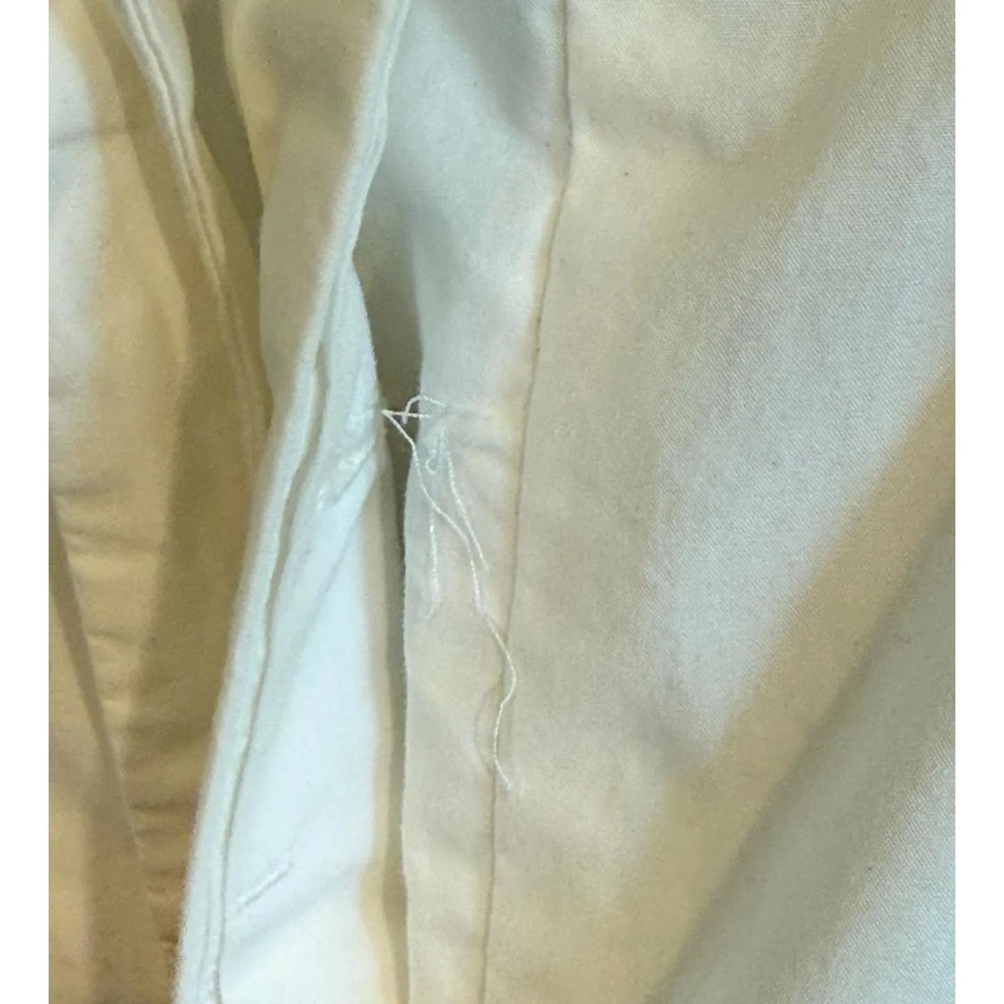 Banana Republic White belted paper bag knee-length skirt, size 8 - Image 4