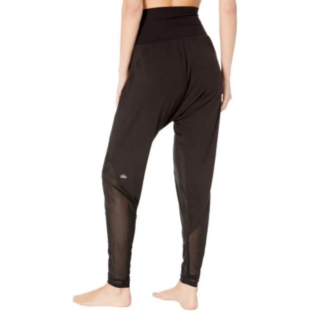 Alo Yoga Black Axis Pants XS - Image 5