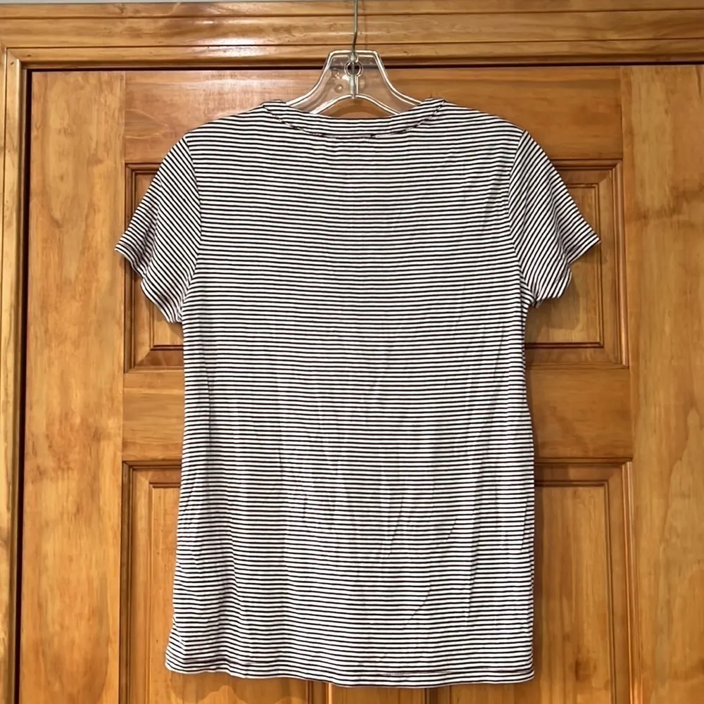 Forever 21 Short Sleeve V Neck Lace Up Striped Shirt NWT - Image 5