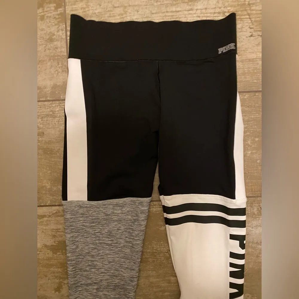 Victoria’s Secret Pink Ultimate Legging. NWOT - Image 2