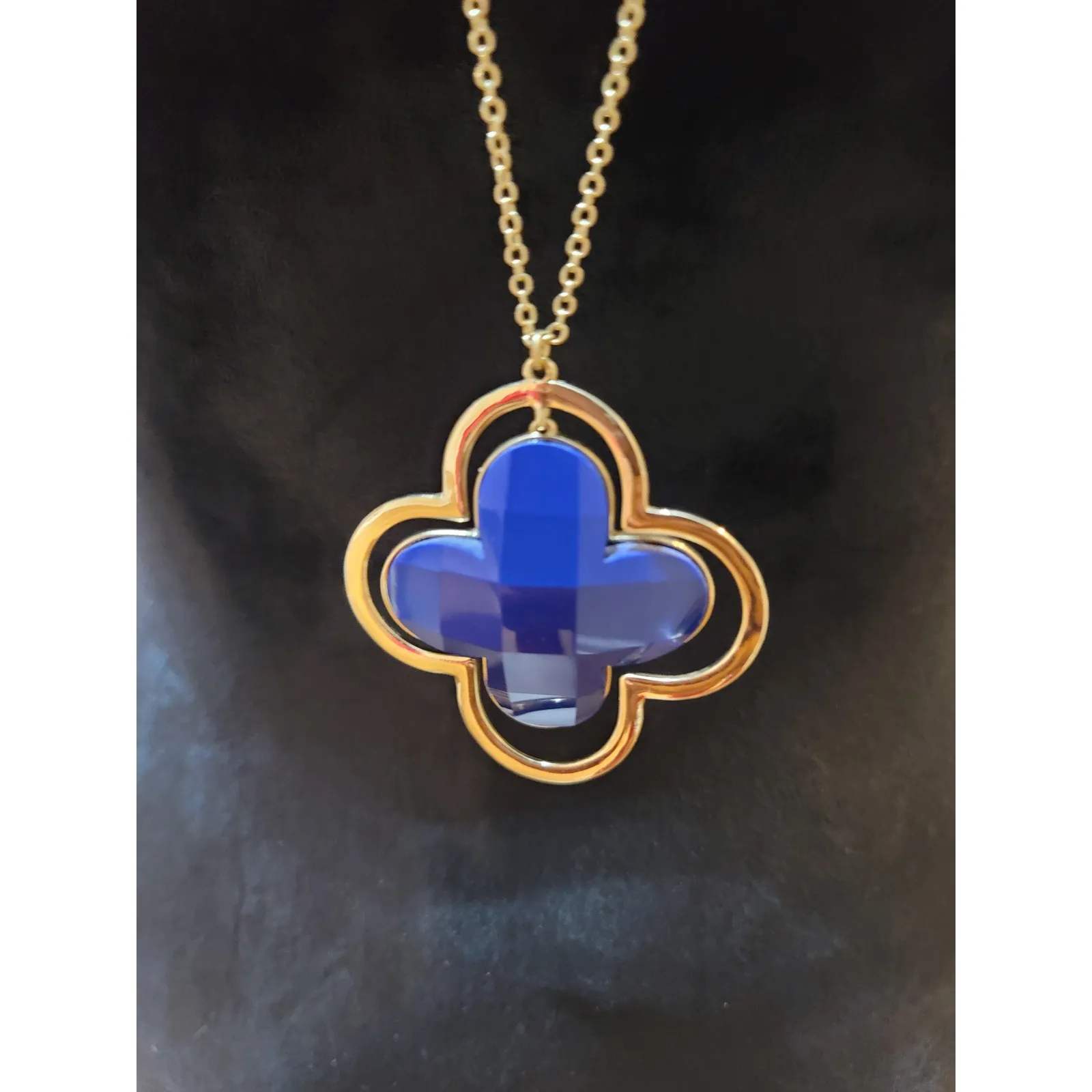 Women's Long Gold Chain Necklace Blue Clover Pendant With Lobster Clasp Lock - Image 3