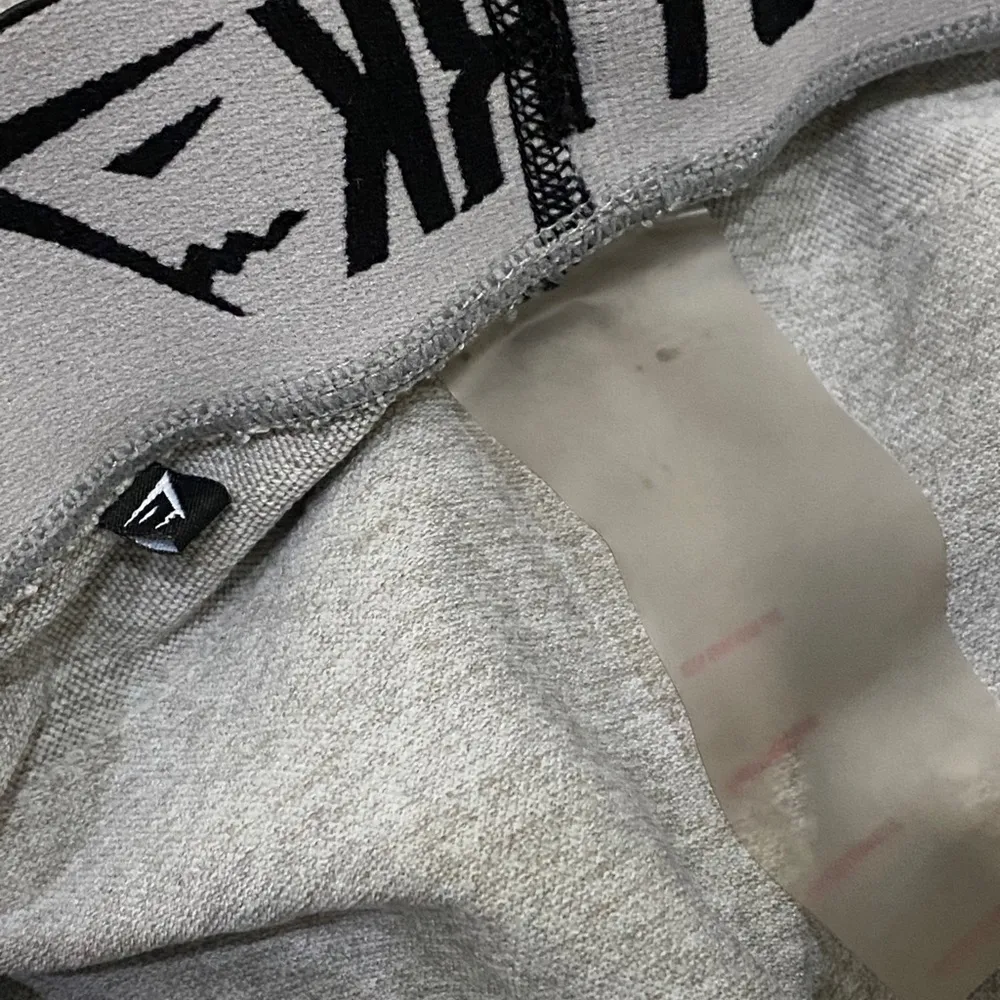 Gymshark Gray Flex Leggings - Image 6