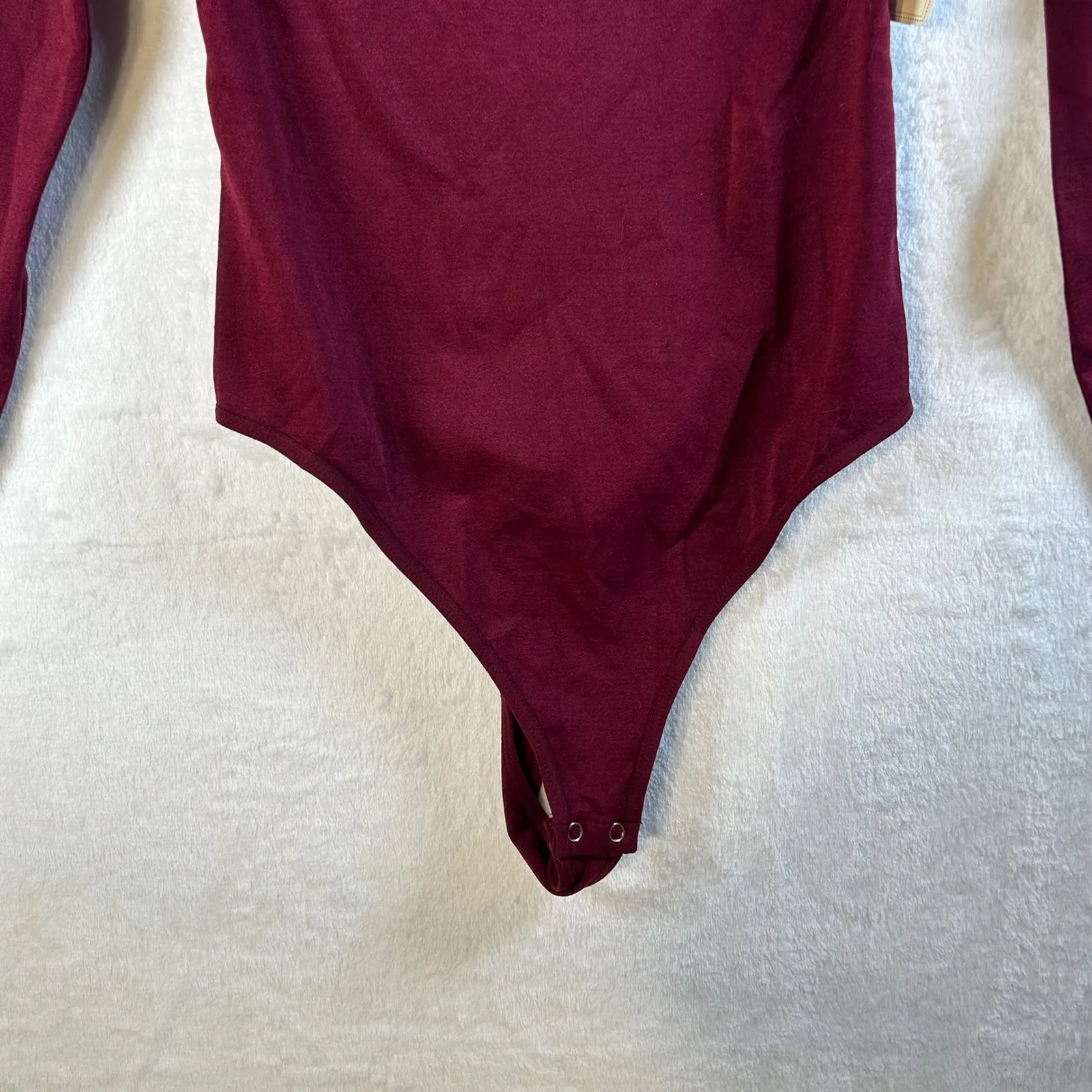 Forever 21 Burgundy Lace Back Long Sleeve Thong Bodysuit Size Medium/Large - Image 3