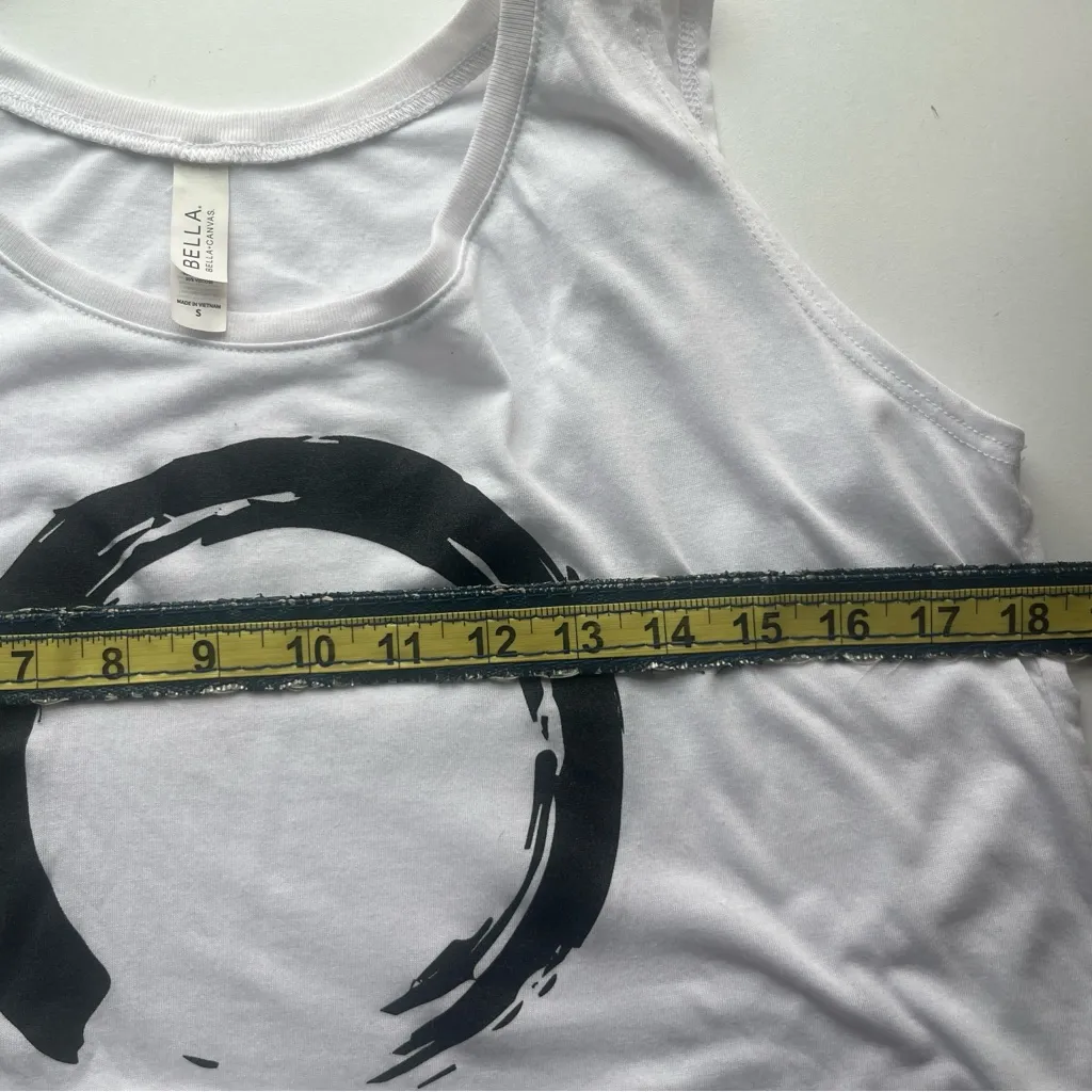 White Sleeveless Crop Top with Black Circle Design - Image 6