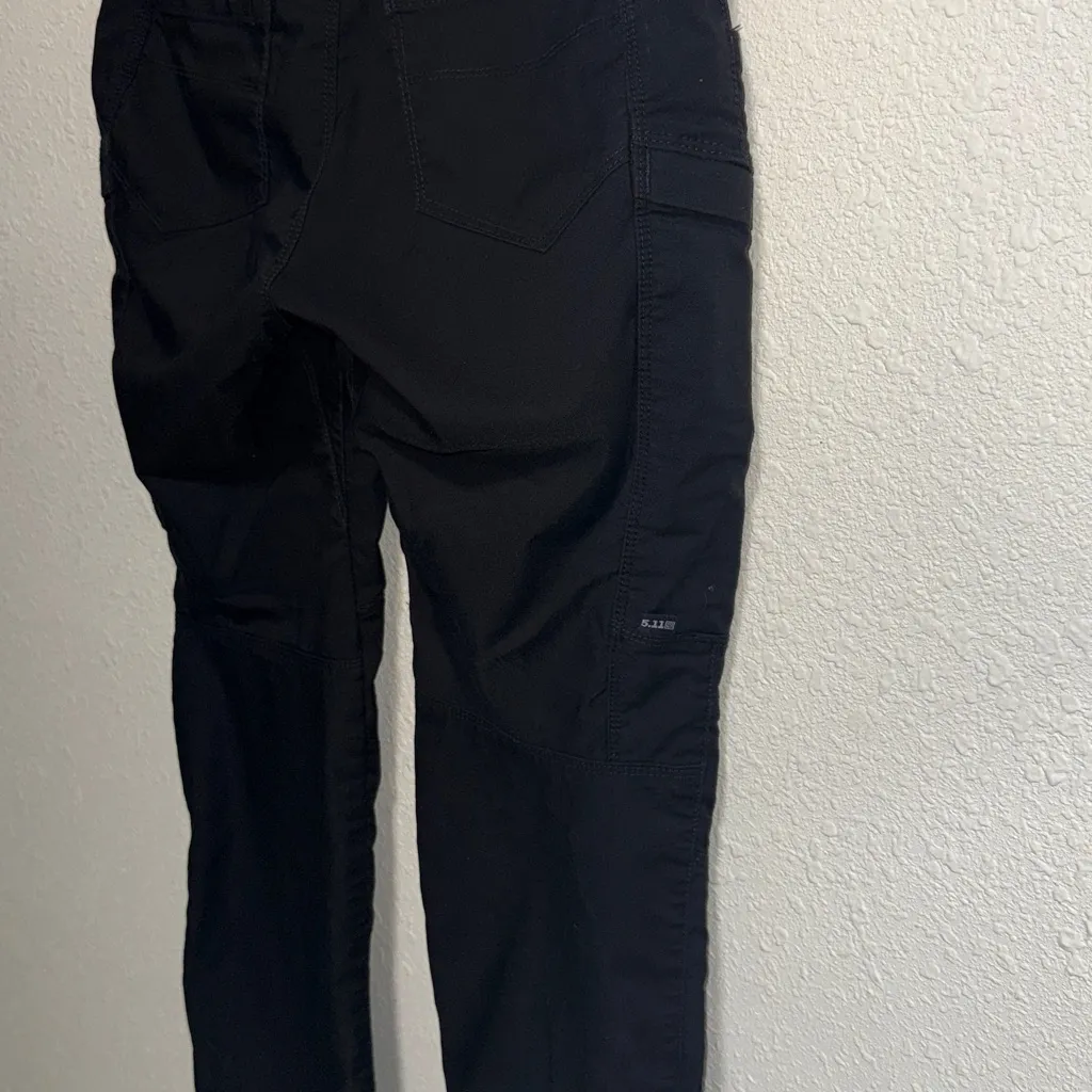 5.11 Tactical black utility cargo pants sz 6 short - Image 11